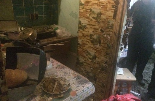 В жилом доме на Дальницкой произошел взрыв: двое парней ранены, один погиб