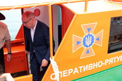 Одесские спасатели из ГСЧС получили новый всепогодный катер (ФОТО)