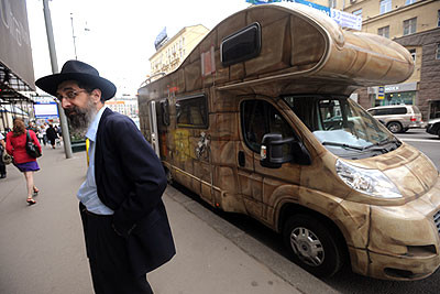 По улицам Одессы проедут еврейские "мицва-машины"