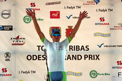 Велосипедный "Тур Де Рибас": транспортный коллапс ради 80 спортсменов (ФОТО)