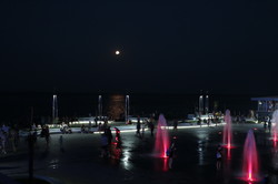 Лунное затмение над одесским Ланжероном (ФОТО)