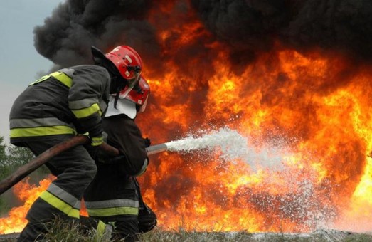 В Одессе горел заброшенный санаторий