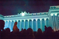 Одесскую мэрию охватили языки пламени: начало фестиваля света (ФОТО, ВИДЕО)