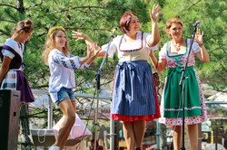 Немецкий фестиваль приехал в День города из Люстдорфа в Одессу (ФОТО)