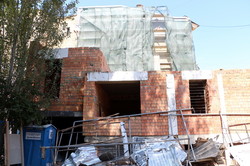 Строительство у Дома-стены остановлено благодаря угрозам объединившихся одесских активистов (ФОТО)