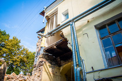 Подробности обрушения здания в центре Одессы: виноват нелегальный снос развалин по соседству (ФОТО)