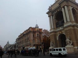 Мэру Одессы подарят ворота от Летнего театра