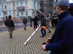 Мэру Одессы подарят ворота от Летнего театра