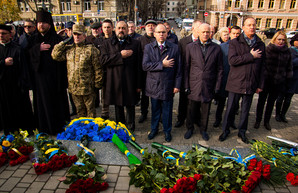 В Одессе официально отметили День Достоинства и Свободы (ФОТО)
