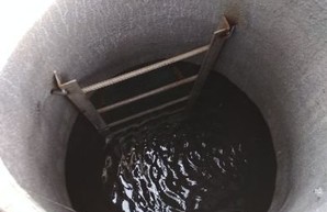 В Одессе проходит восстановление школьных водоемов для пожарных случаев