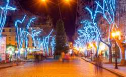 Главная улица Одессы преобразилась накануне новогодних праздников (ФОТО)