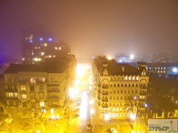 Как вечернюю Одессу накрыло туманом (ФОТО, ВИДЕО)
