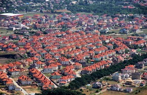 Жителям элитного поселка под Одессой вдвое увеличили тариф на воду