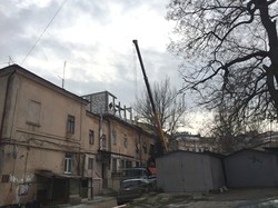 В центре Одессы сносят нахалстрой