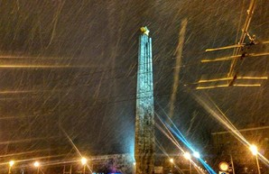 Как ночью в Одессе боролись со снегом