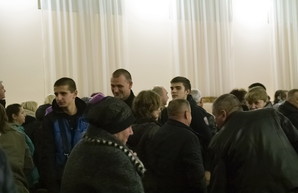 Титушки пытались сорвать отчет главы сельсовета под Одессой