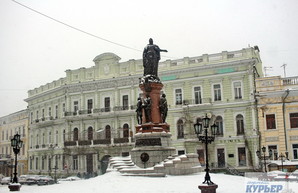 На завтра в Одессе снова штормовое предупреждение