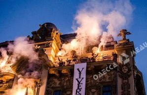Огненное шоу на "Большой Московской": кому это нужно и кто пострадает