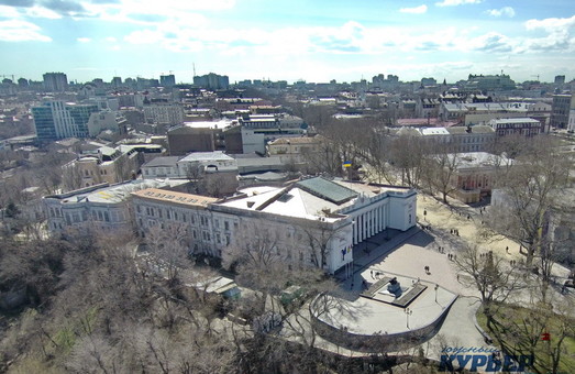 В Одесской мэрии выполнение программы энергосбережения  свели к замене труб