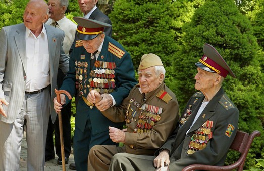 Почетные грамоты вручены ветеранам Второй мировой войны Одесской области