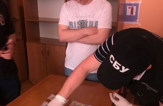 В Одессе СБУ задержала на взятке чиновников ветеринарной медицины