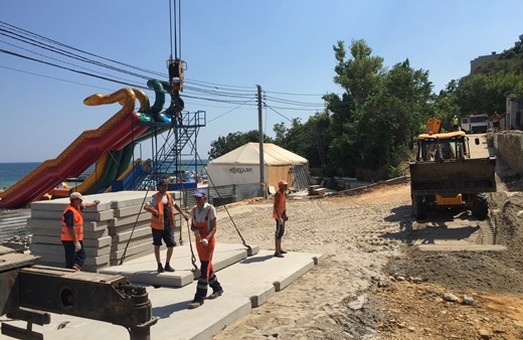 В Одессе завершают строительство опор для эстакады на Трассе здоровья