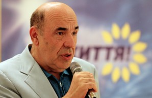Обворовывая всех нас, две трети нашего зерна власть продает, - а деньги оседают на офшорных счетах - Рабинович