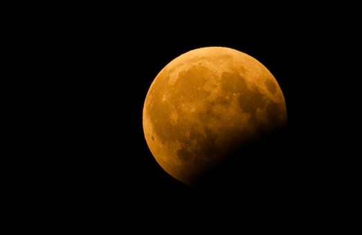 Сегодня одесситы имеют шанс увидеть самое длинное лунное затмение XXI века