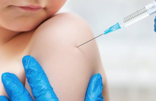 Одессу обеспечили вакцинами от полиомиелита и других опасных болезней