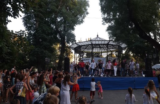 Международный фестиваль степа открылся в Одессе (ФОТО)
