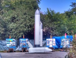 В одесской обсерватории построили четырехметровую модель ракеты "Энергия" (ФОТО)