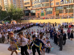 Как в Одессе новый лицей открывали: поздравил даже Порошенко (ФОТО)