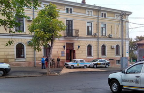 Гройсман предложил уложить захватчиков ОНМедУ "лицом в пол" (ВИДЕО)