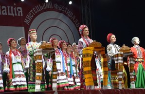 Украинская Бессарабия гуляет (ФОТО)