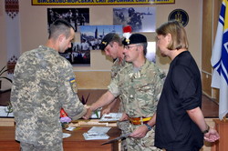 Англичане учат украинских военных моряков