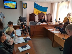 «Будут сидеть, я сказала», — судья Киевского районного суда Одессы (ФОТО, ВИДЕО)