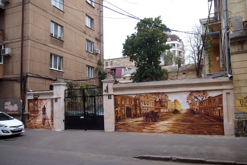 Старая Одесса запечатлена на старой стене (ФОТО)