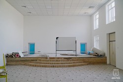 В Красноселке реконструкция школы идет параллельно с уроками (ФОТО)