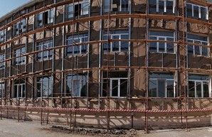 В Красноселке реконструкция школы идет параллельно с уроками (ФОТО)