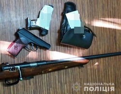 В Одессе добровольно сдают оружие (ФОТО)