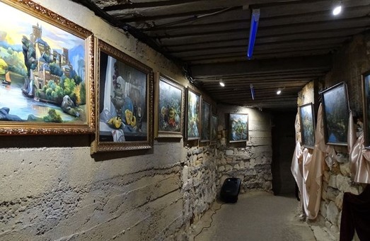 Галерея света в Нерубайском находится… под землей (ФОТО)