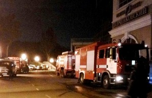 Внутренние помещения одесского стадиона "Черноморец" пострадали от взрыва и пожара (ФОТО)