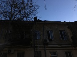 Пожар в центре Одессы: горел старый дом в Красном переулке (ФОТО)