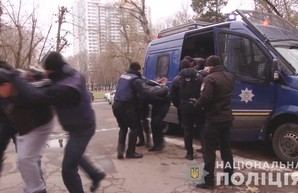 Очередная массовая потасовка в Одессе: "титушки" плевать хотели на Генпрокурора (ВИДЕО)