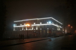 Вечерняя Одесса в тумане: смотрите, как красиво (ФОТО)