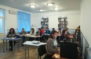 В сельской библиотеке создано современное медиа-пространство (ФОТО)