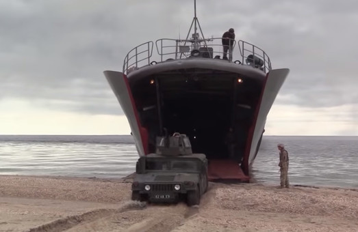 Украинские ВМС вышли из Одессы в море учиться десанту