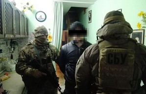 Поставщика «гуманитарной помощи» боевикам задержали на одесской даче