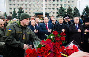 В Одессе возложили цветы в память о Небесной Сотне (ФОТО)