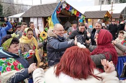 Одесская область отмечает юбилей масштабной ярмаркой с Порошенко в гостях